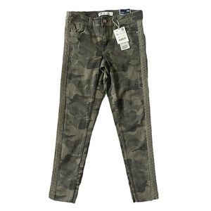 Zara Camo Jeans.  K